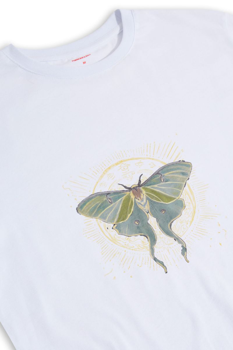 White Soft Fabric Delusion Design Short Sleeve Tee