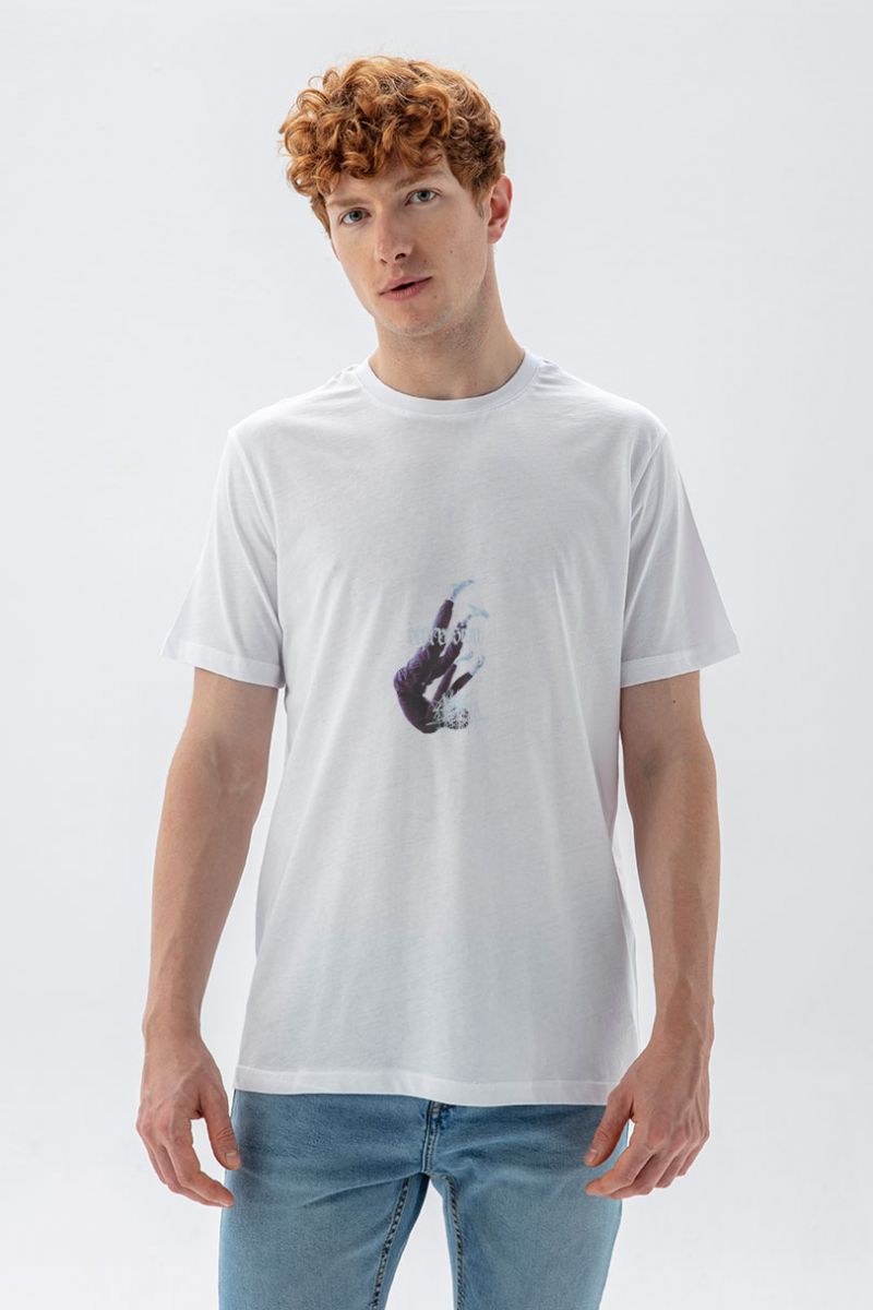White Soft Fabric Depression Design Short Sleeve Tee