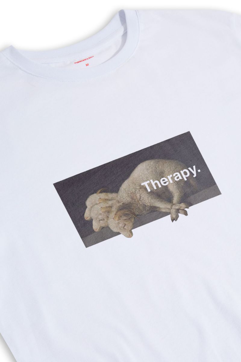 White Soft Fabric Therapy Design Short Sleeve Tee