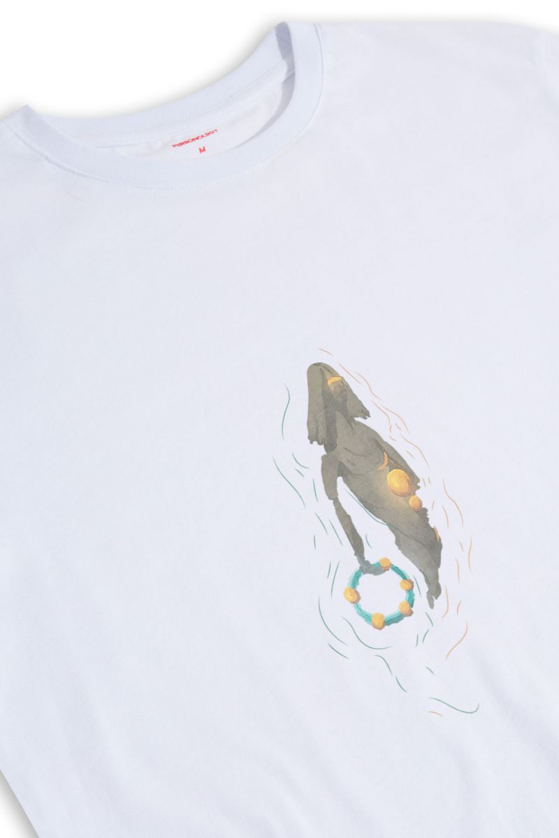 White Soft Fabric Jung Design Short Sleeve Tee