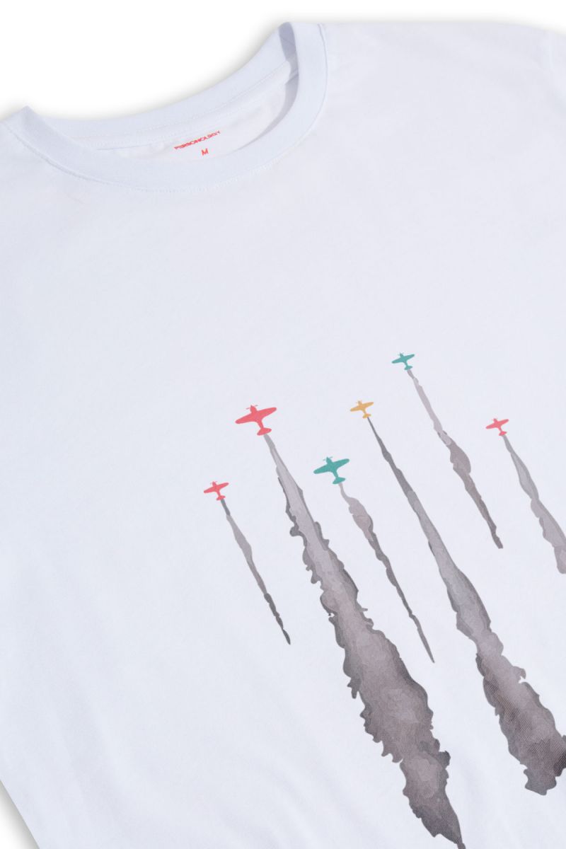 White Soft Fabric Flying Low Design Short Sleeve Tee