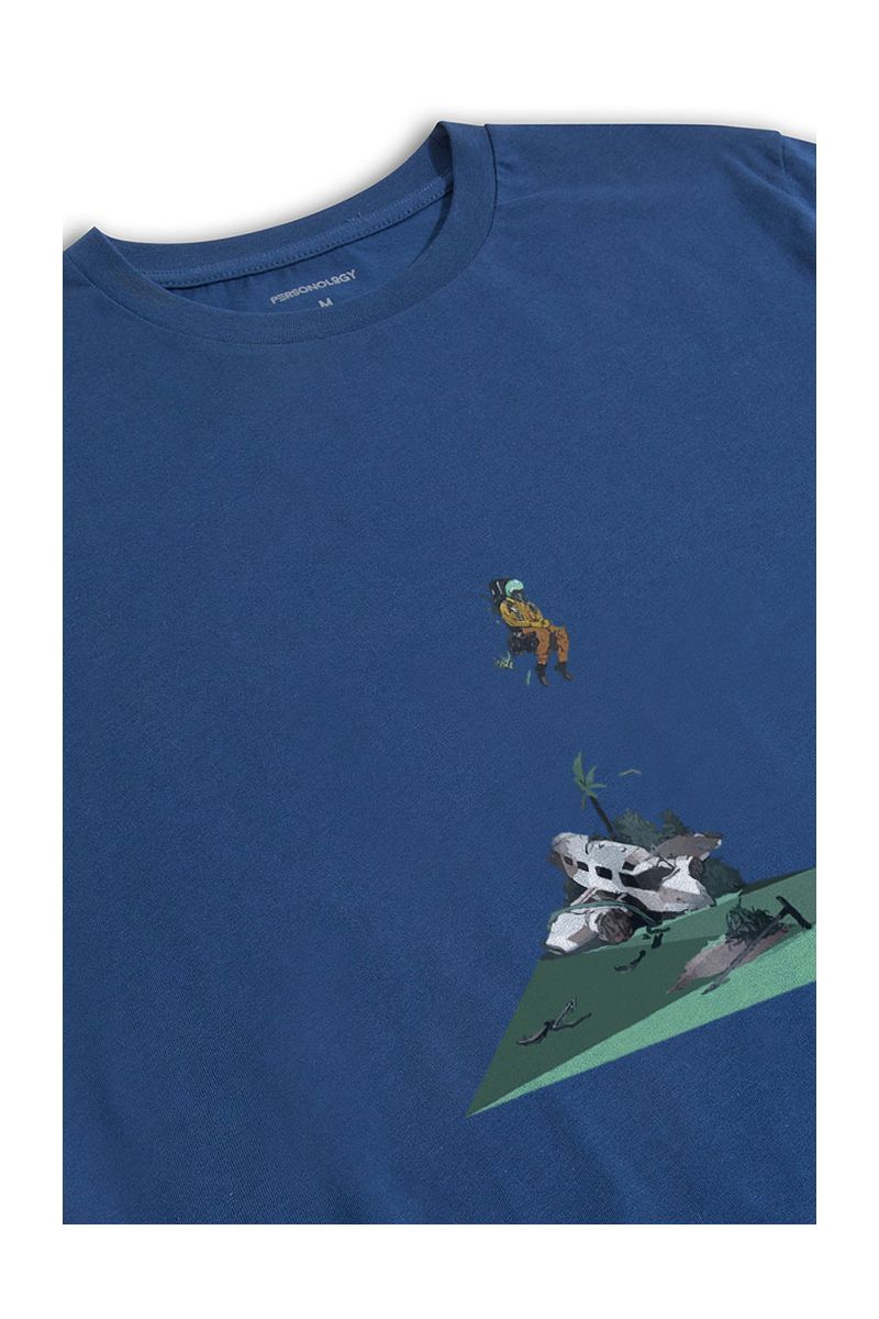 Navy Soft Fabric Stumble Design Short Sleeve Tee