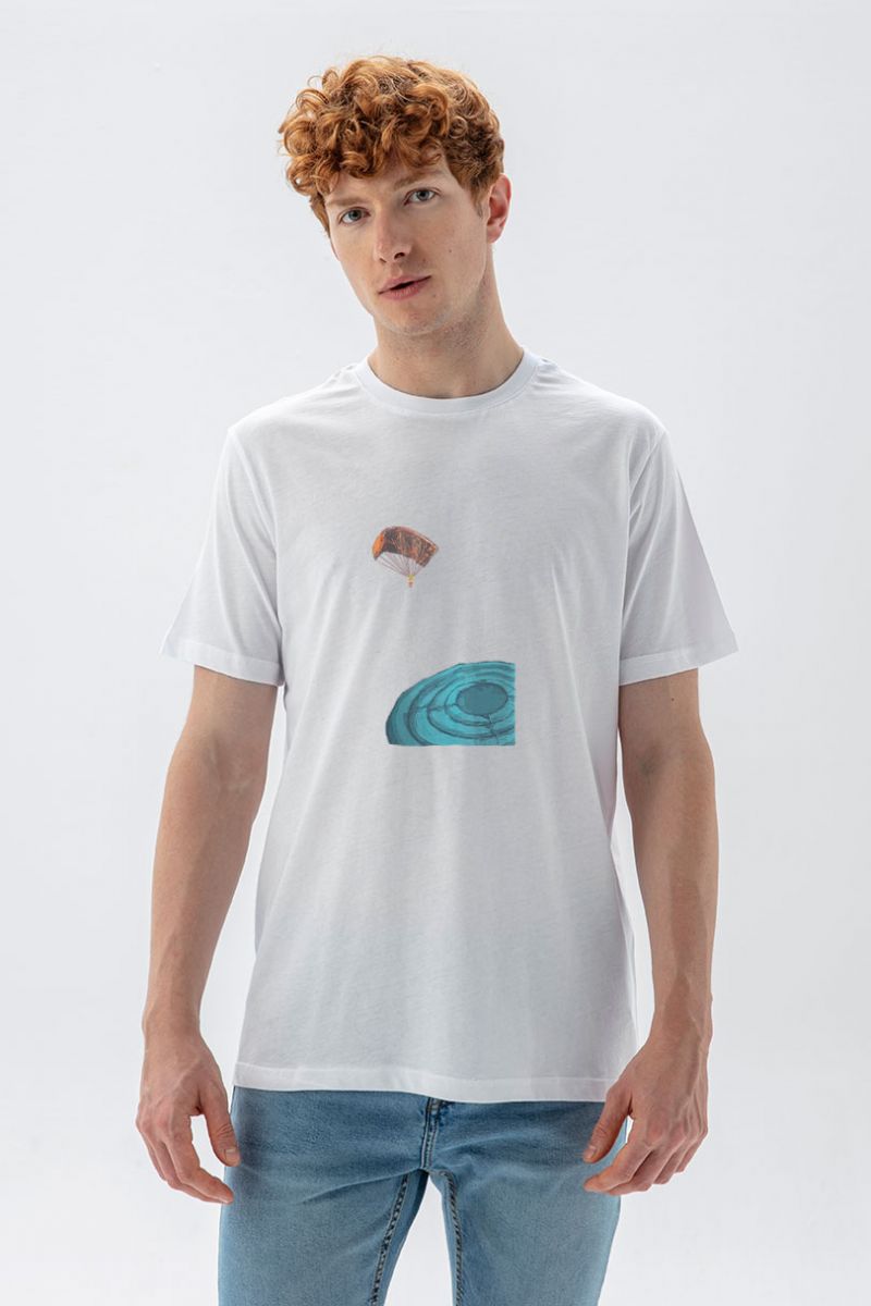White Soft Fabric Target Design Short Sleeve Tee