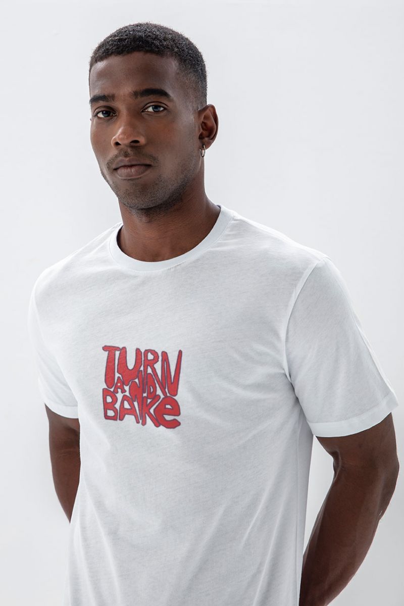 White Soft Fabric Turn and bake Design Short Sleeve Tee
