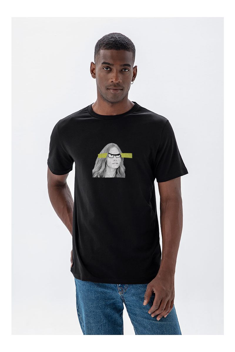 Black Soft Fabric Beauty Design Short Sleeve Tee