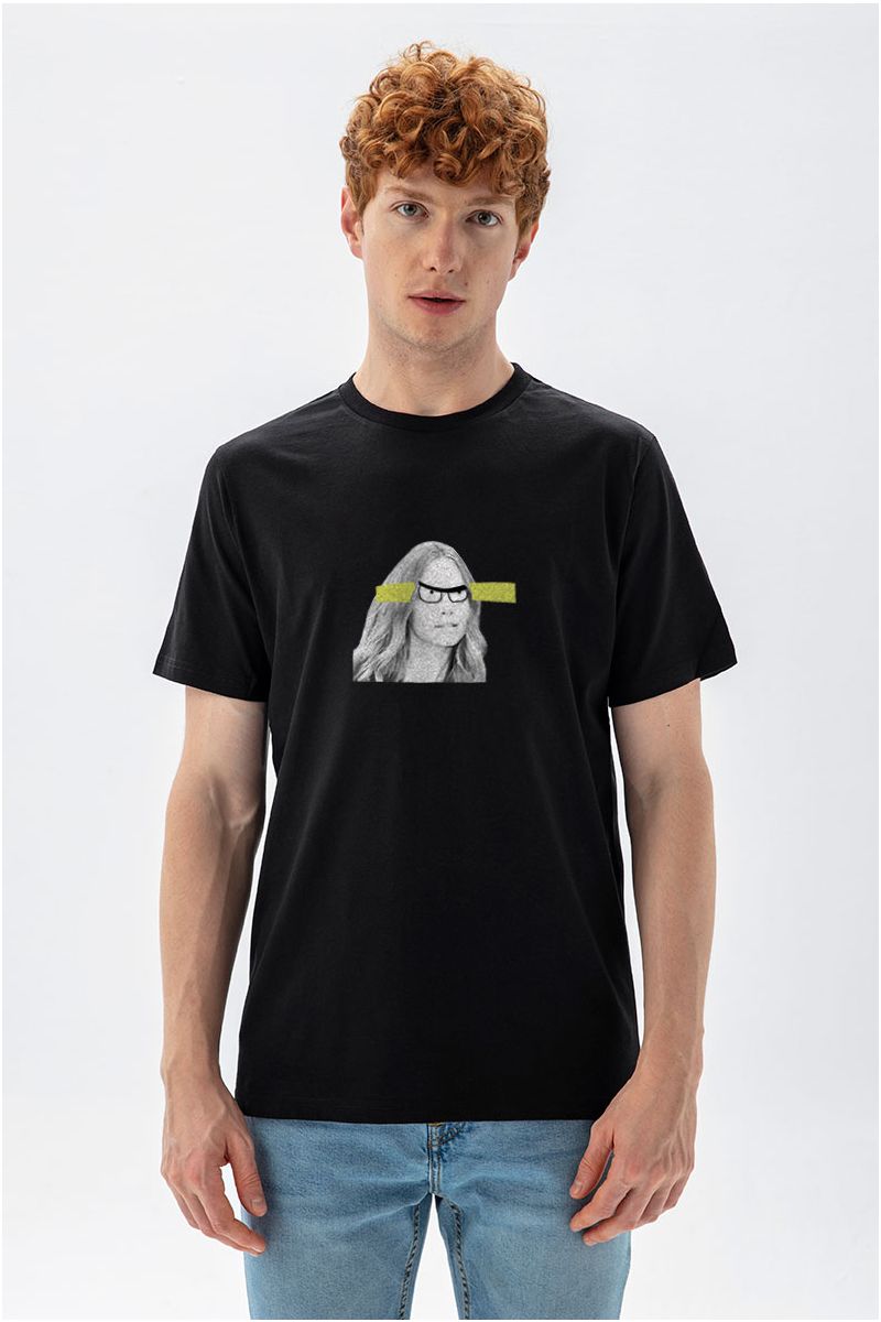 Black Soft Fabric Beauty Design Short Sleeve Tee