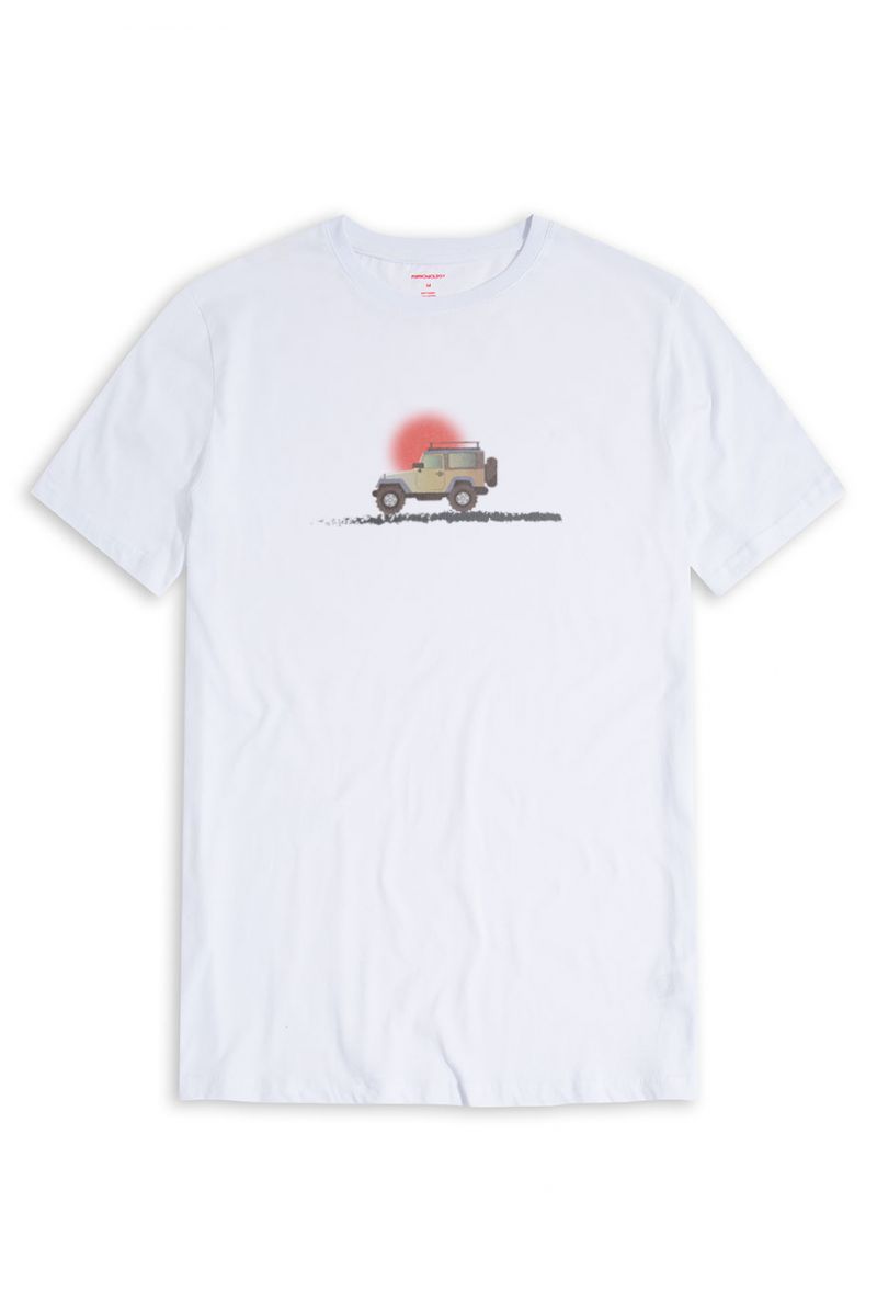 White Soft Fabric Discovery Design Short Sleeve Tee