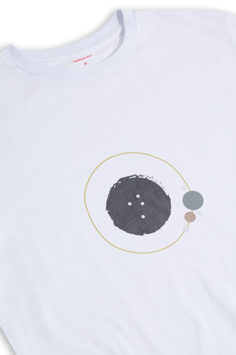 White Soft Fabric Galaxy / Black Hole Design Short Sleeve Tee