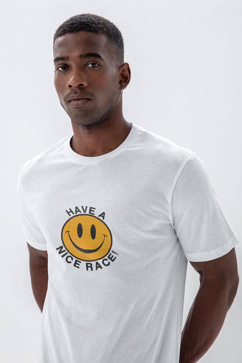 White Soft Fabric Have a Nice Race Design Short Sleeve Tee