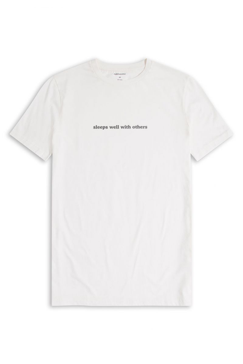 Off White Soft Fabric sleeps well with others Design Short Sleeve Tee