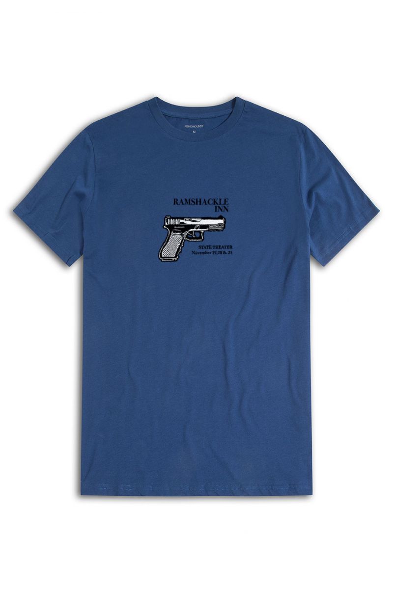 Navy Soft Fabric ramshackle inn  Design Short Sleeve Tee