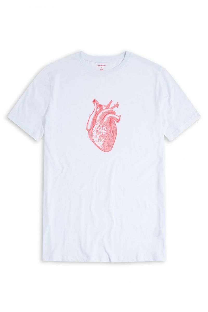 White Soft Fabric Heart Design Short Sleeve Tee