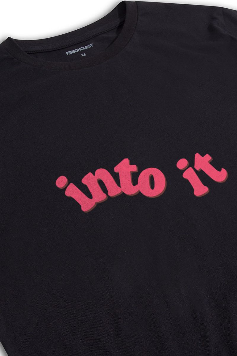 Black Soft Fabric into it Design Short Sleeve Tee