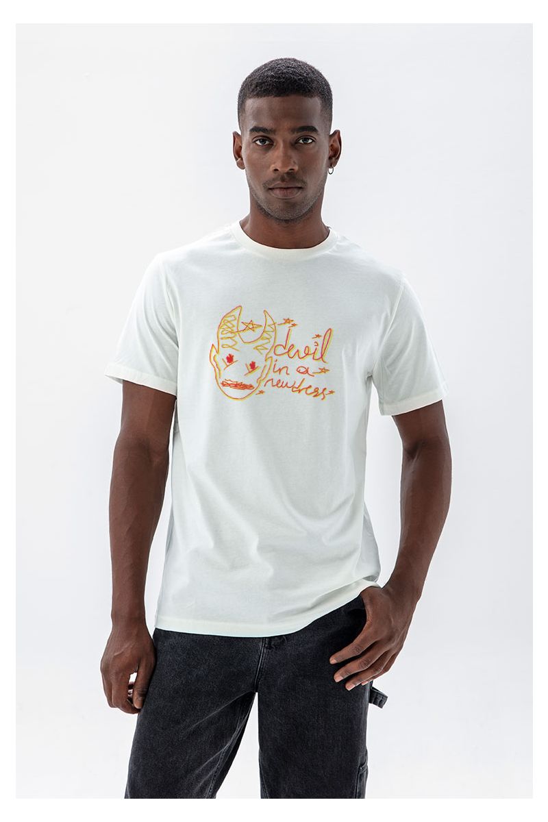 Off White Soft Fabric Devil In A New Dress Design Short Sleeve Tee