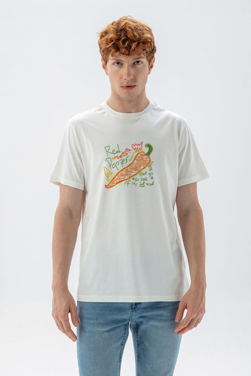 Off White Soft Fabric Red Hot Pepper, Eat up to see if it is hot or not Design Short Sleeve Tee