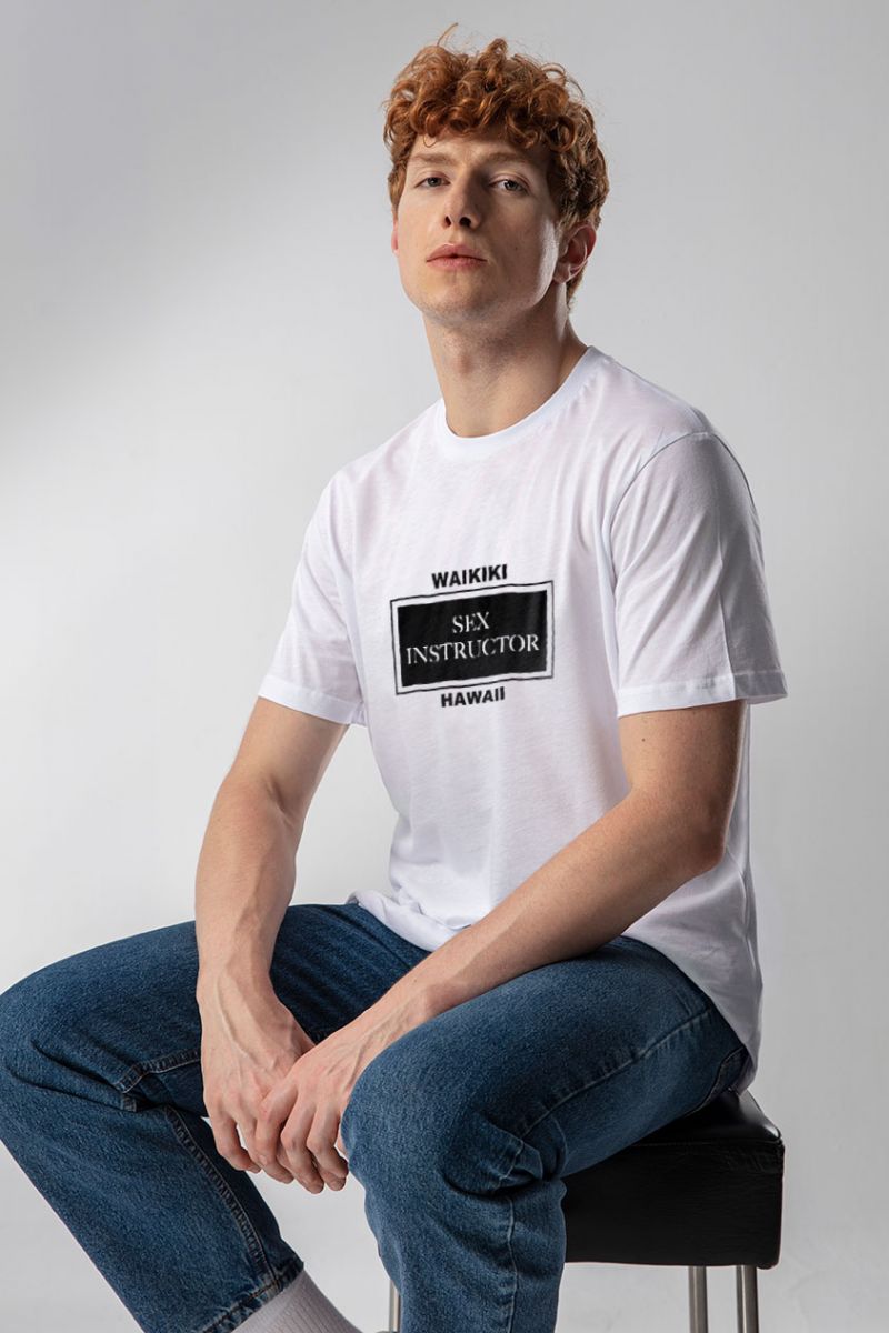 White Soft Fabric Design Short Sleeve Tee